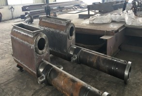液壓啟閉機(jī)組裝